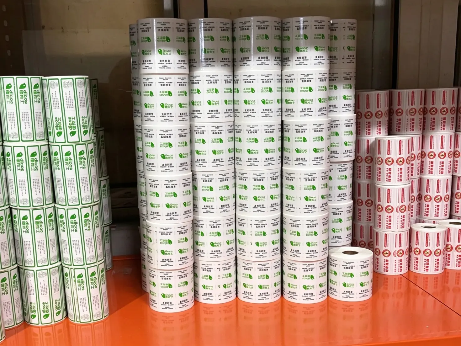 เครื่องตัดไดคัทความเร็วสูงของ Xinsen Packaging ช่วยเพิ่มประสิทธิภาพการผลิตสติ๊กเกอร์ซีลได้อย่างไร
