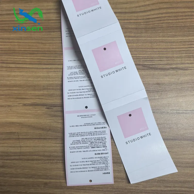 ป้ายแท็กแฮงค์เสื้อผ้า